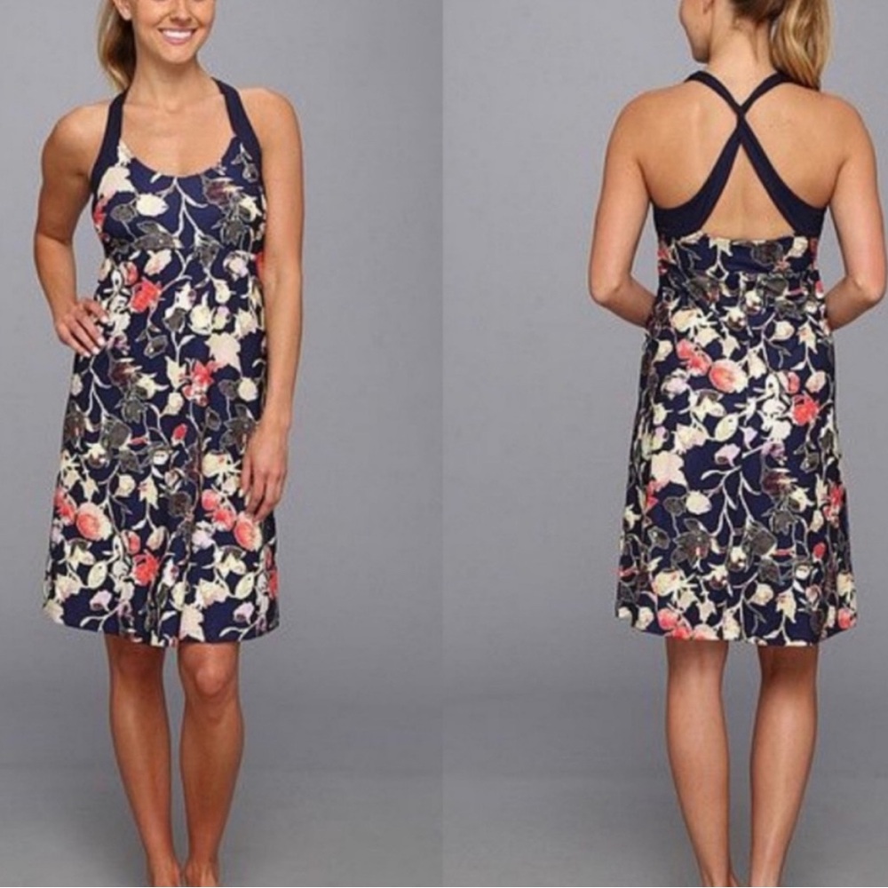 Patagonia Floral cross back Dress with built in shelf bra